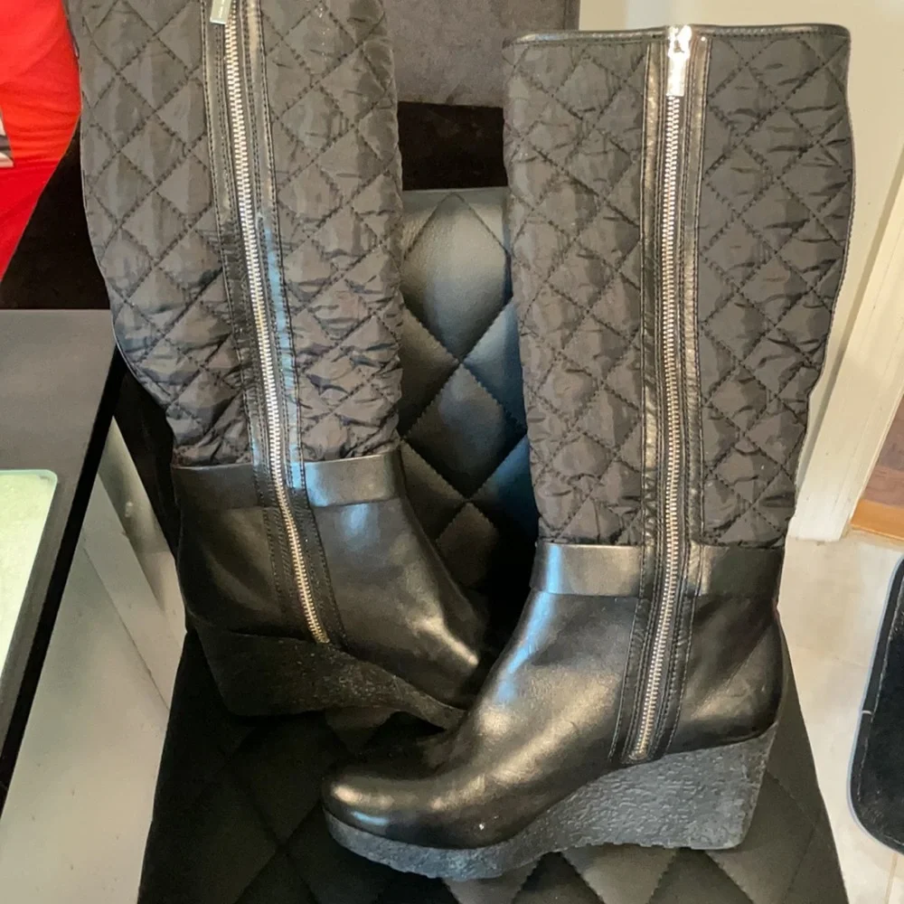 MICHAEL KORS WEDGE BOOTS